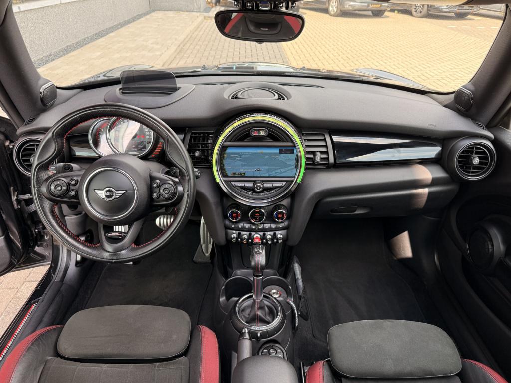 Mini 3-deurs 2.0 john cooper works s 232pk | acc | pano | head-up | harman 