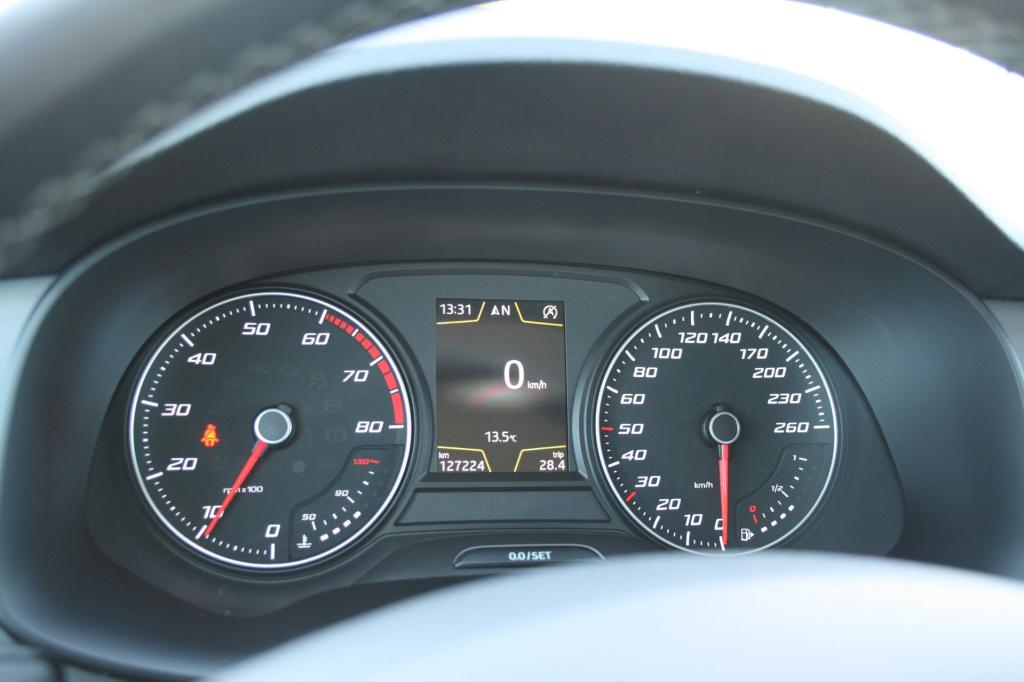 Seat Ateca 1.0 ecotsi style / navi / cruise / pdc