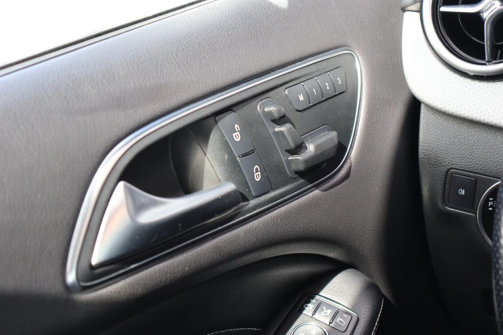 Mercedes-Benz B-Klasse 200 sport pakket | becker map pilot | half leder | c