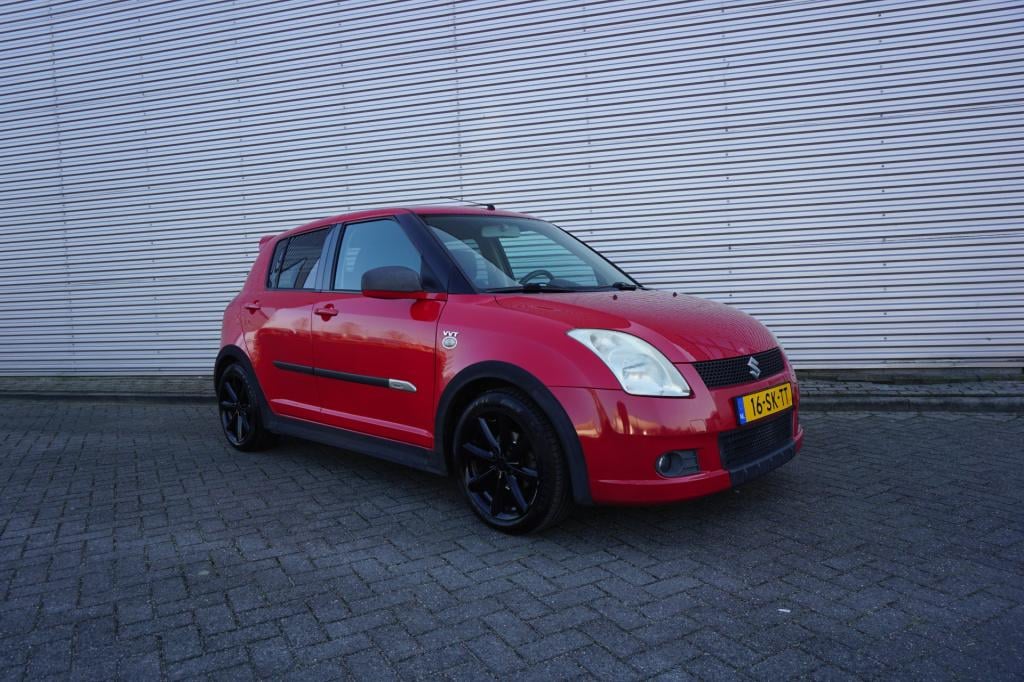 Suzuki Swift 1.5 exclusive airco / elektr. ramen / lm velgen / nap