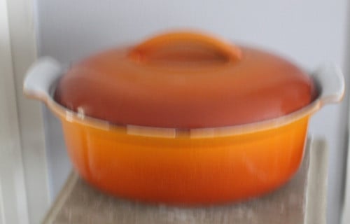 Ovvalen gietijzeren pan