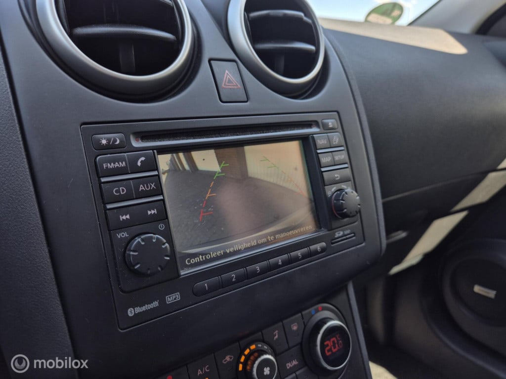Nissan Qashqai 2.0 tekna / origineel nederlands / automaat / achteruitrijca