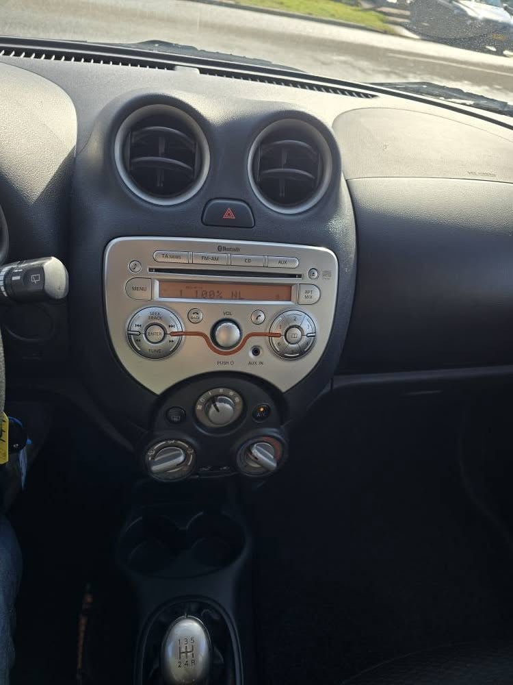 Nissan micra 1.2 Acenta  Bouwjaar 2012