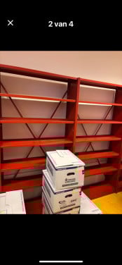 Stellingen boeken kast