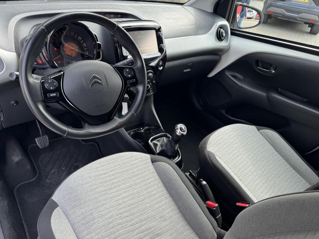 Citroen C1 1.0 e-vti shine navigatie + park. sensor, nl-auto!