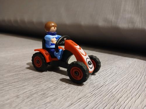 Playmobil jongen met skelter, voor Sinterklaas?