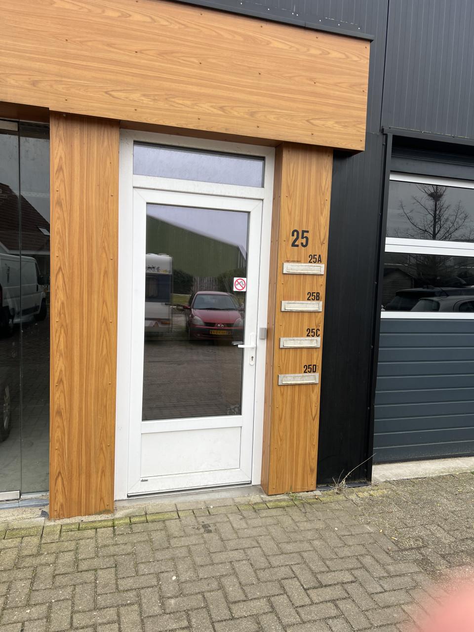 Kantoor/opslagruimte te huur in Burgh Haamstede