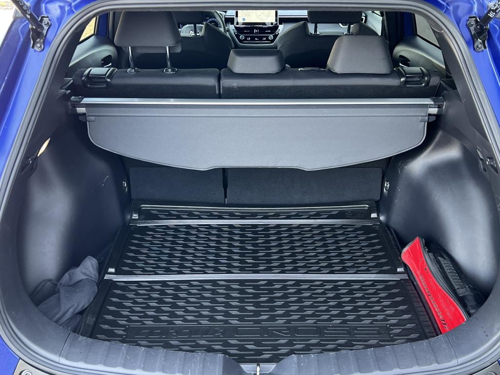 Toyota Corolla Cross hybrid 140 dynamic | trekhaak | dealer onderhouden |