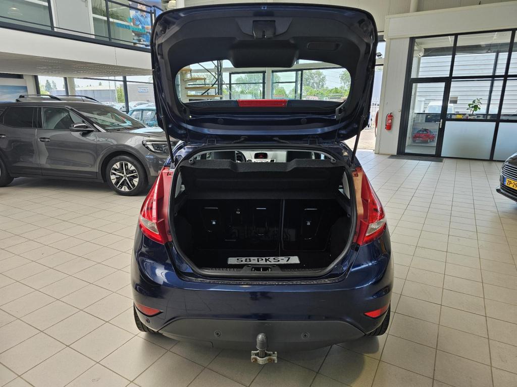 Ford Fiesta 1.25 titanium trekhaak 1e eigenaar
