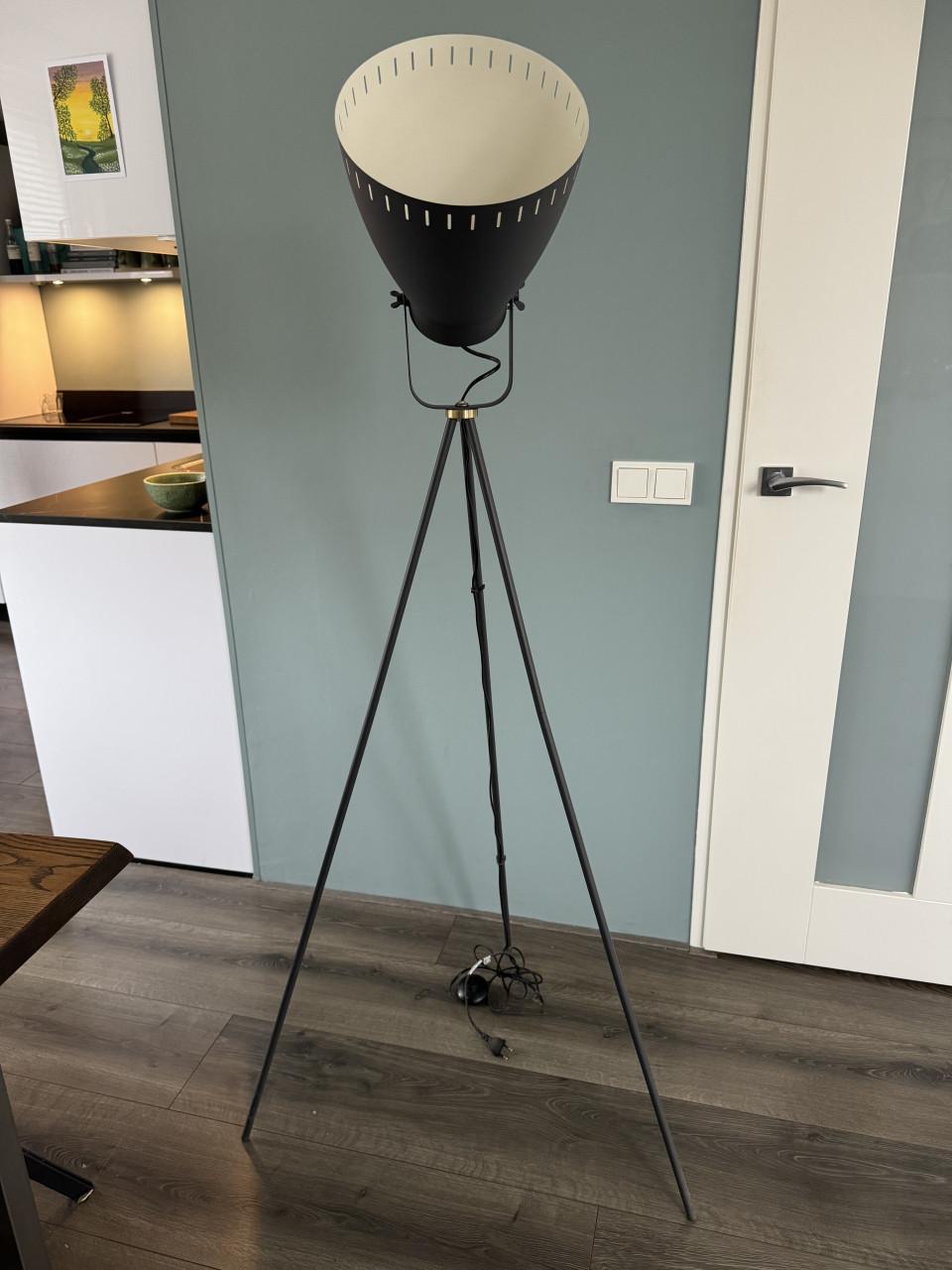 Set 2 moderne staande lampen