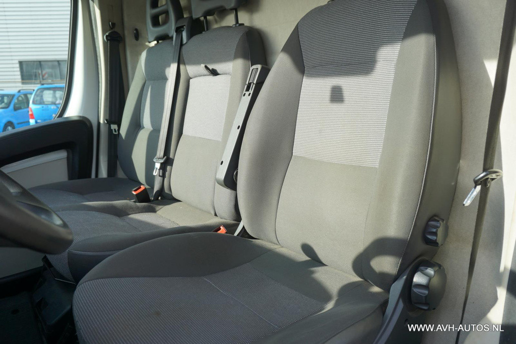 Peugeot Boxer 330 2.2 hdi l2h2 profit+