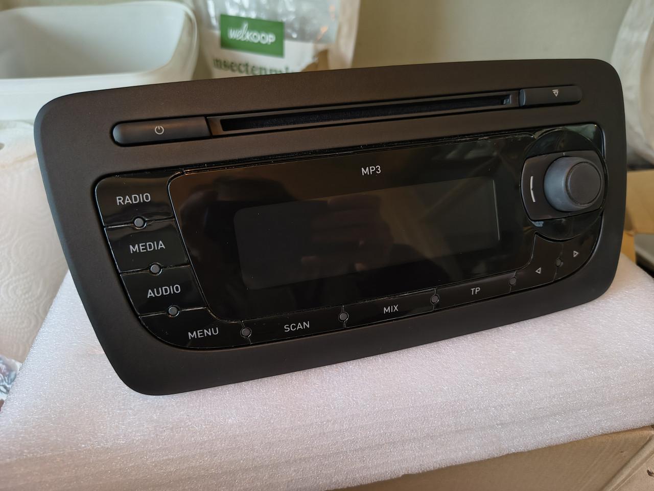 Seat Ibiza 6j autoradio origineel