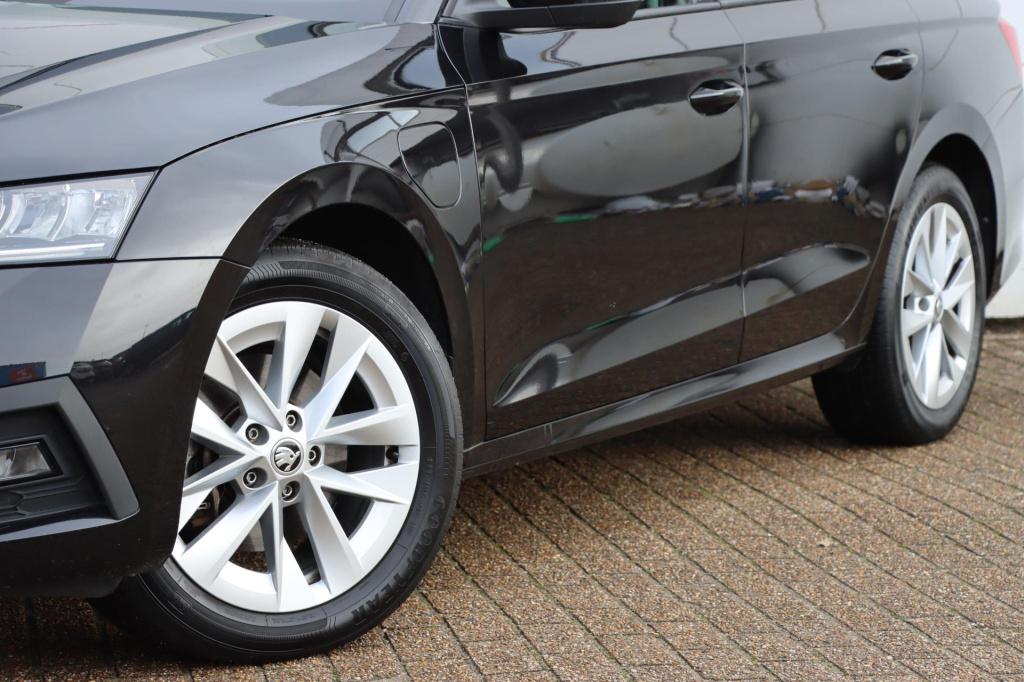 Skoda Octavia combi 1.4 tsi iv phev business edition 204pk dsg6 | stoelverw