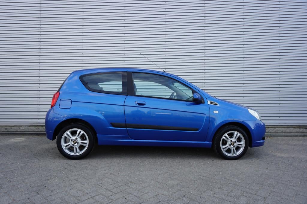 Chevrolet Aveo 1.2 16v ls+ airco / elektr. ramen / lm velgen / nap