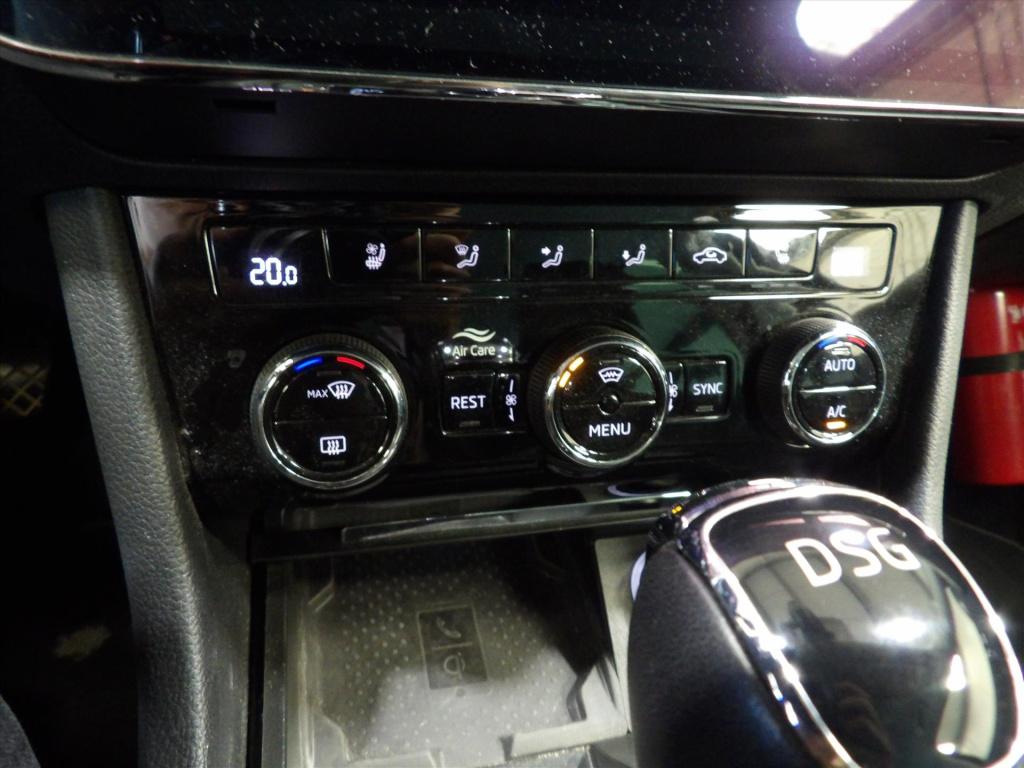 Skoda Superb 1.4 tsi phev 217pk dsg-6 business edition plus