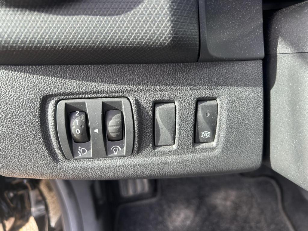 Renault Clio estate 0.9 tce limited