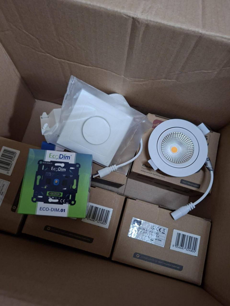 Inbouw ledspots set van 6 inclusief dimmer en afdekplaat