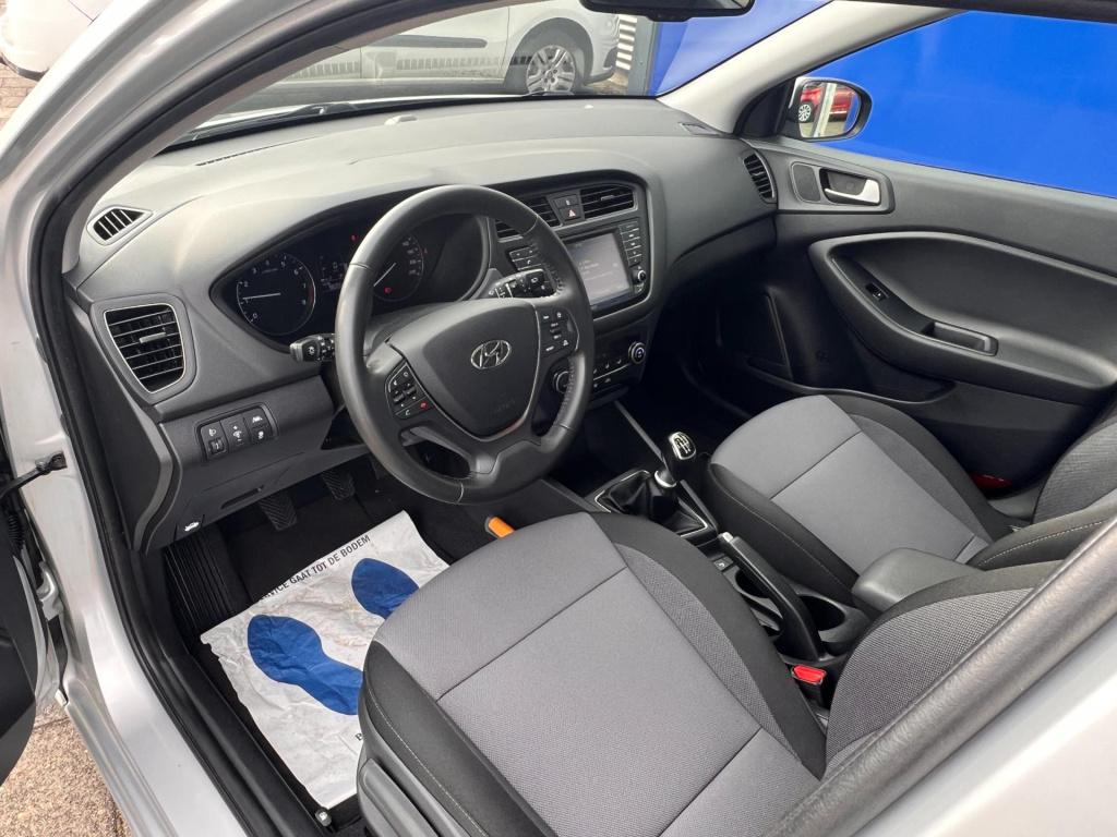 Hyundai I 20 1.0 t-gdi comfort, camera, navigatie, trekhaak enz...