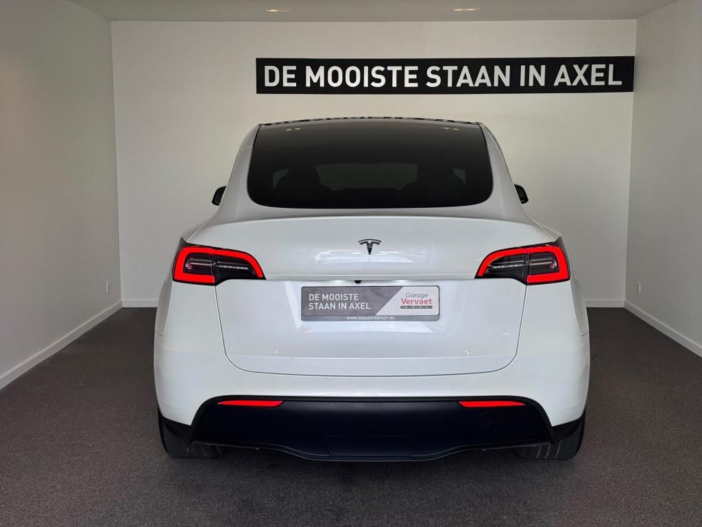 Tesla Model Y rwd 58 kwh / soh 98%