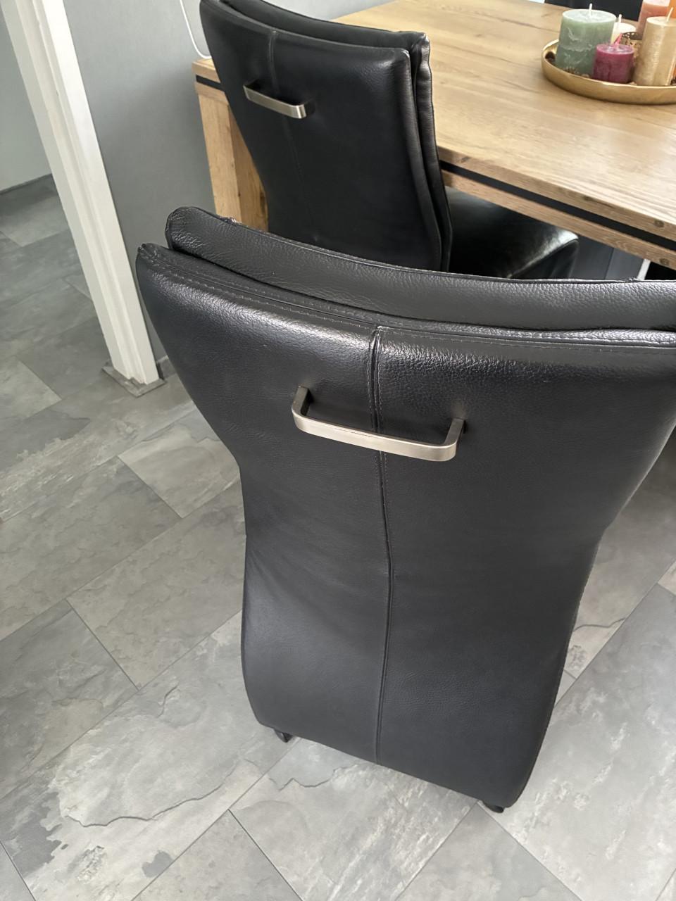 GRATIS ophalen 4 leren eettafel stoelen
