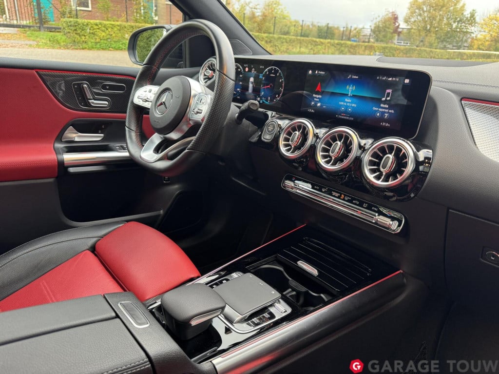 Mercedes-Benz B-Klasse 180 premium plus amg