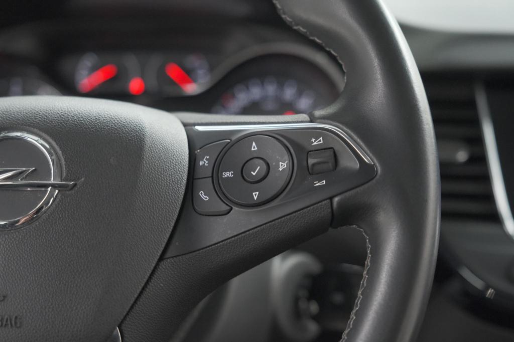 Opel Crossland X 110 turbo innovation | trekhaak | allseason | apple carpla