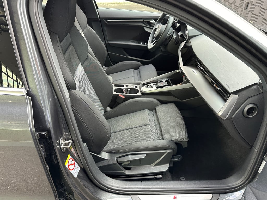 Audi A3 sportback 35 tfsi 150pk s-tronic s-line | led | virtual cockpit | s