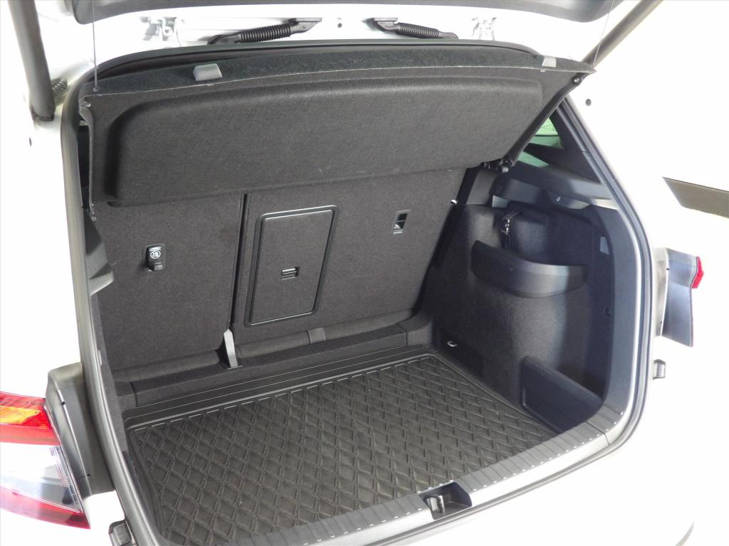 Skoda Karoq 1.5 tsi act greentech 150pk dsg-7 sportline business