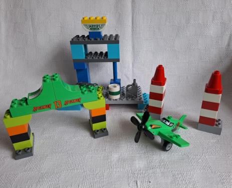 Duplo Planes