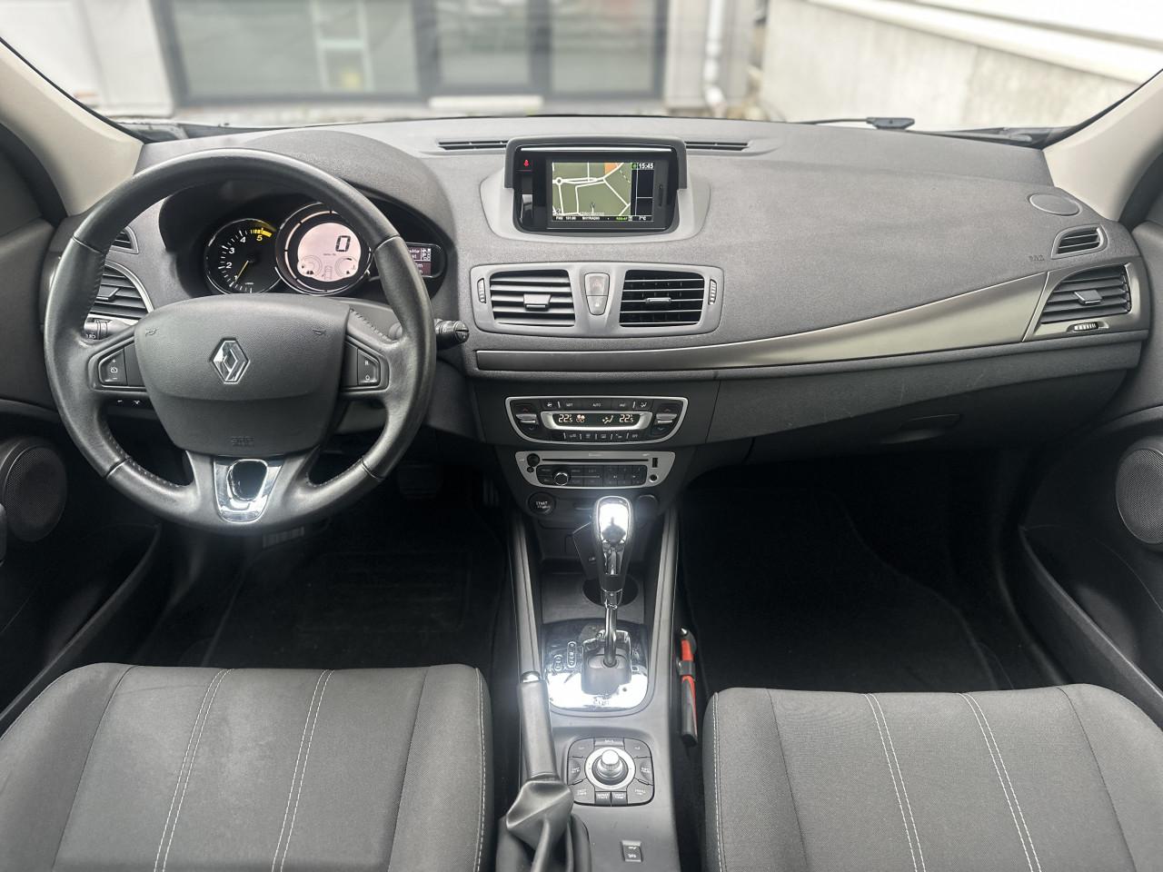 Renault Megane, 1.5 dCi Collection - AUTOMAAT / Climate / Navi / Cruise