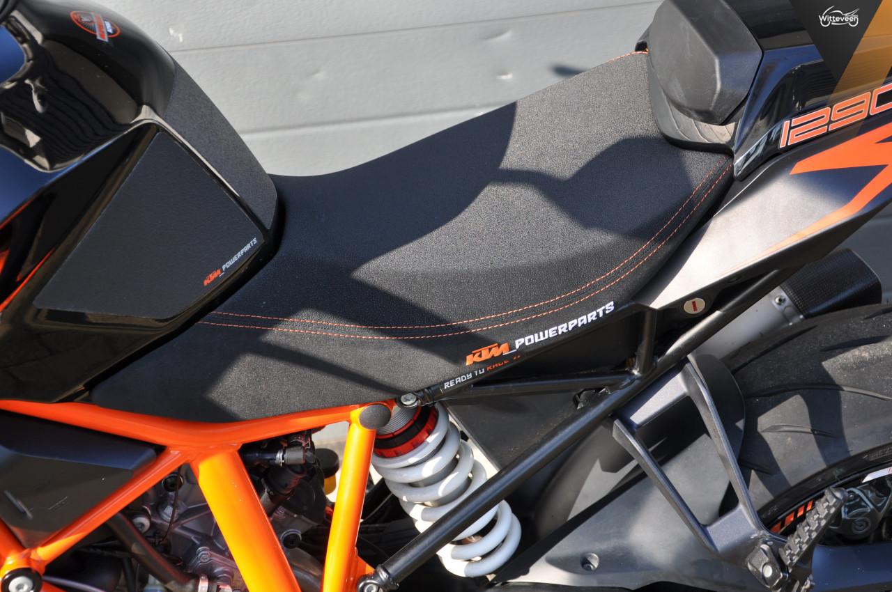 KTM 1290 SuperDuke R Akrapovic, Nederlandse motor