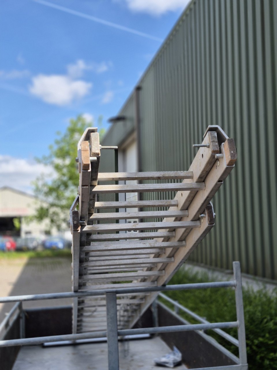 Ladder