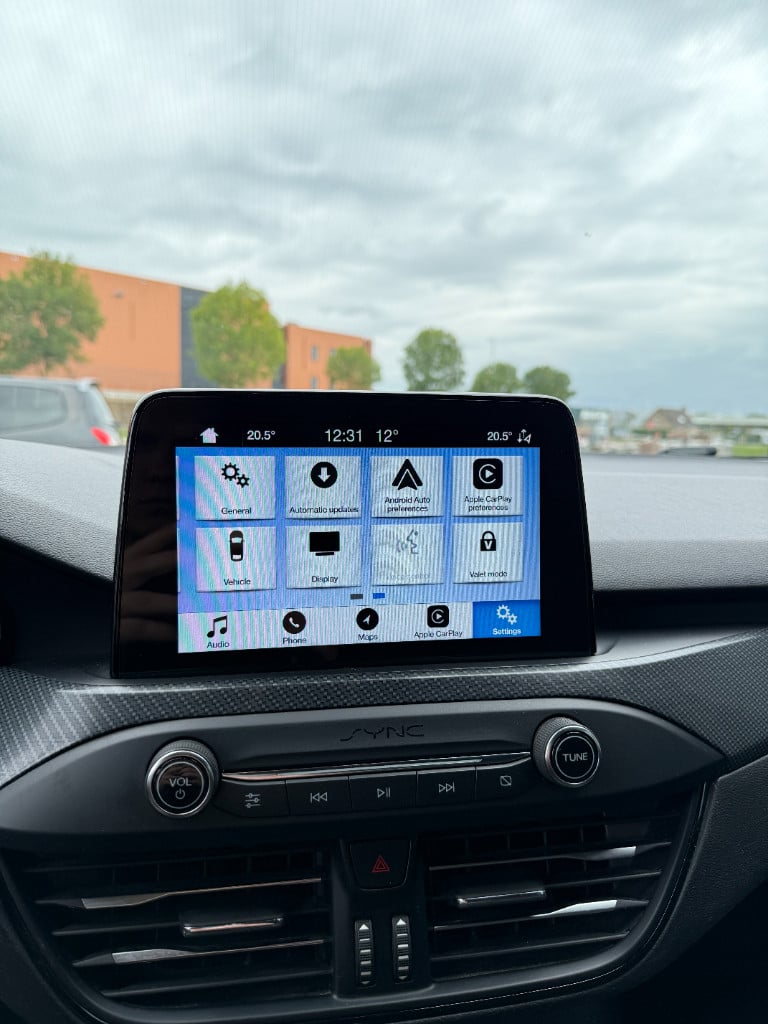 Ford Focus 1.0 ecoboost st line business