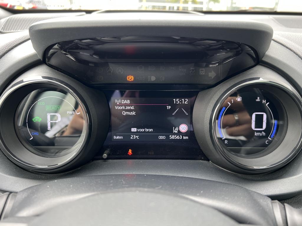 Toyota Yaris 1.5 hyb. executive | nl auto | dealerondehouden | hud | jbl au