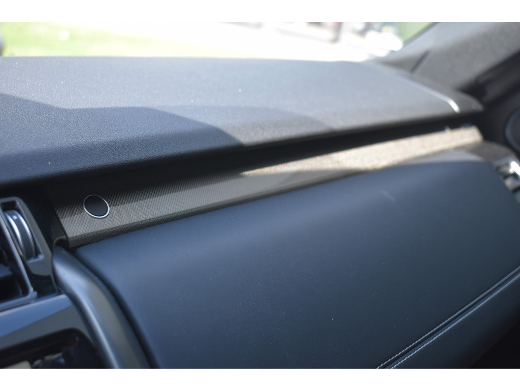 Land Rover Discovery 3.0 td6 hse € 49.950 excl btw