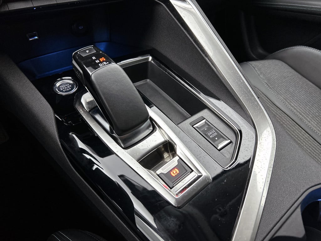 Peugeot 3008 hybrid 225 pk automaat allure pack business | stoelverwarming 