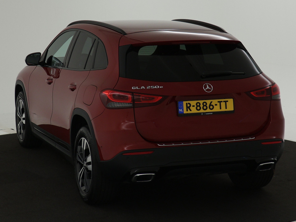 Mercedes-Benz Gla-klasse 250 e amg line | dodehoekdetector | nightpakket | 
