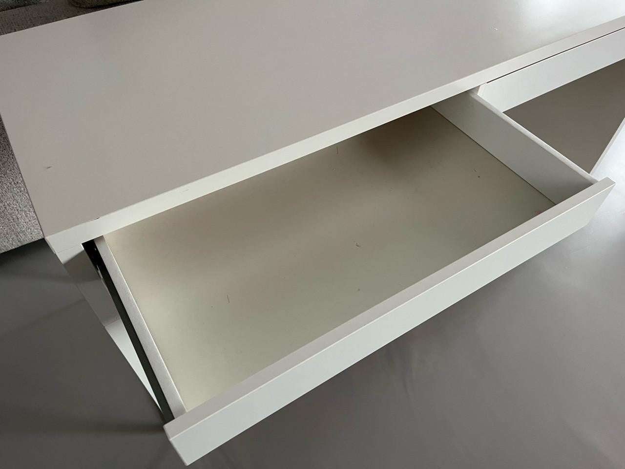 MICKE BUREAU IKEA