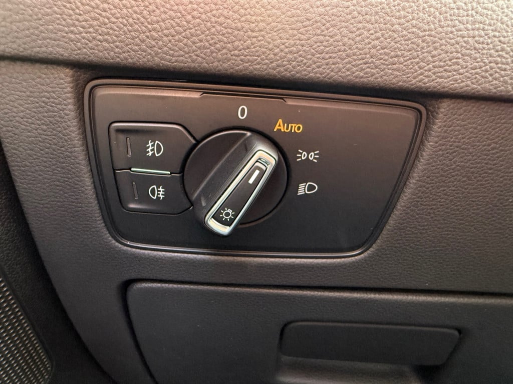 Volkswagen Passat variant 1.5 tsi highline