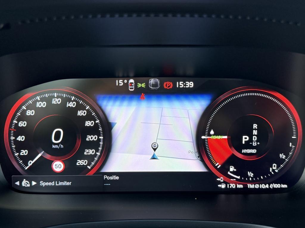 Volvo V60 t6 340pk recharge r-design| panodak| adap.cruise| trekhaak| 360c