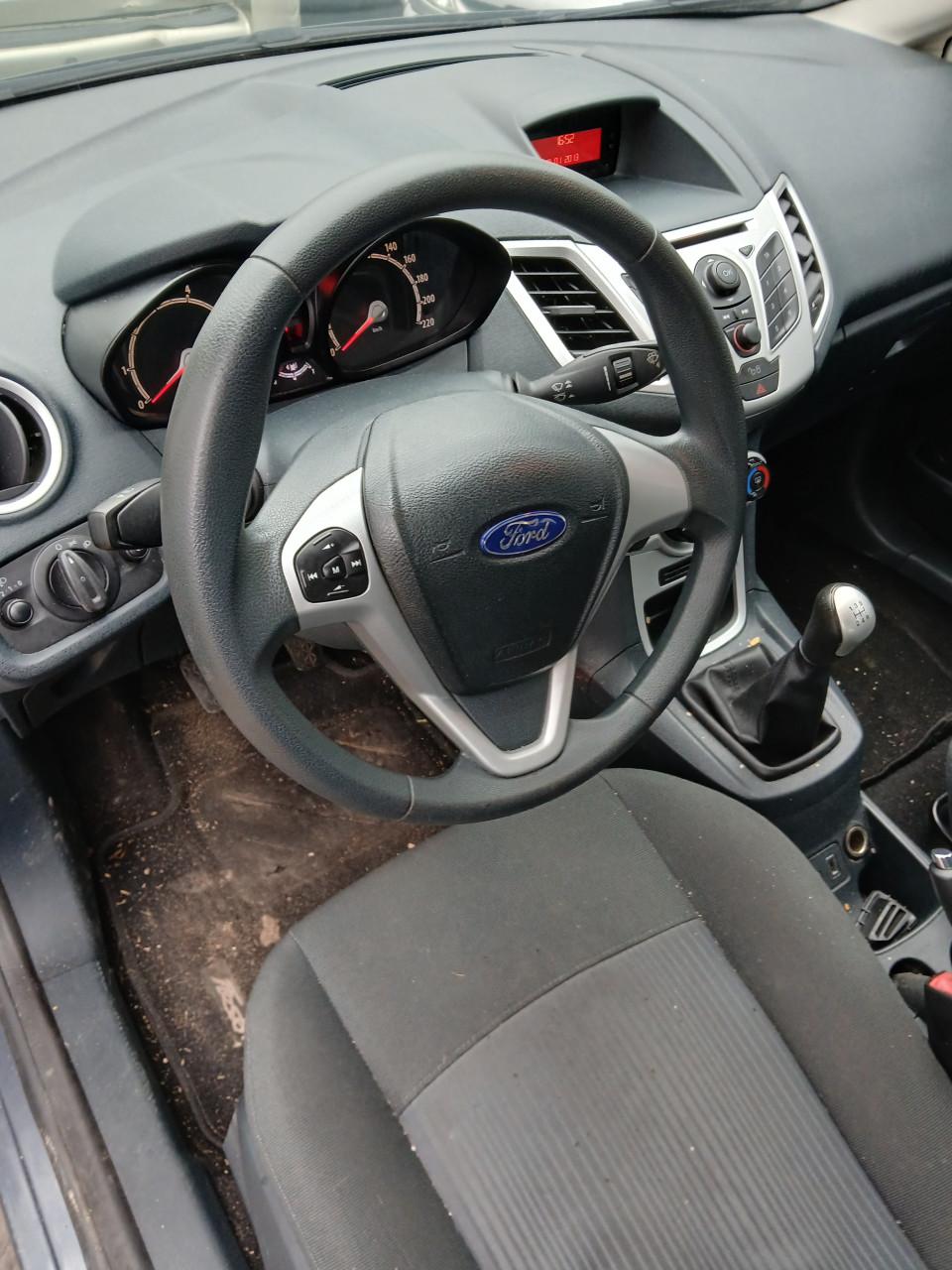 Ford Fiesta 1.3-5 drs-2013-km152000-Airco-stuurbekr-sound systnw.apk-4800,=