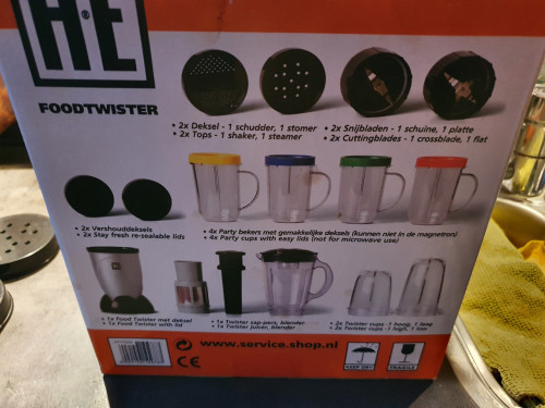 Leuk groot blenderset, HE Foodtwister in werkende en mooie staat...
