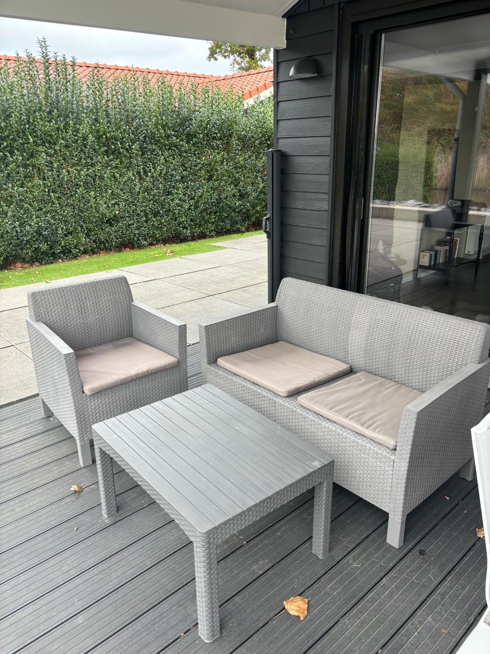 Grijze tuinset / loungeset