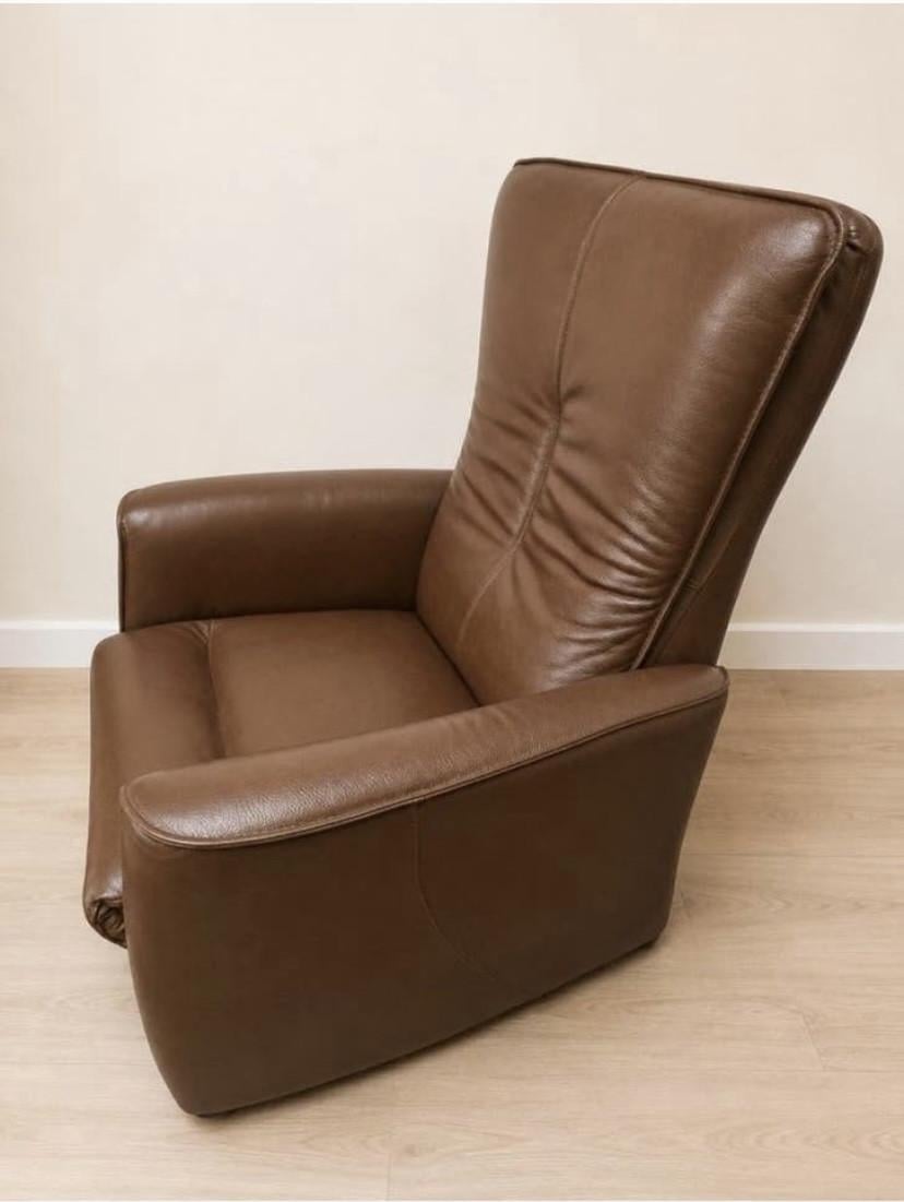 Prominent sta op stoel/ relax fauteuil