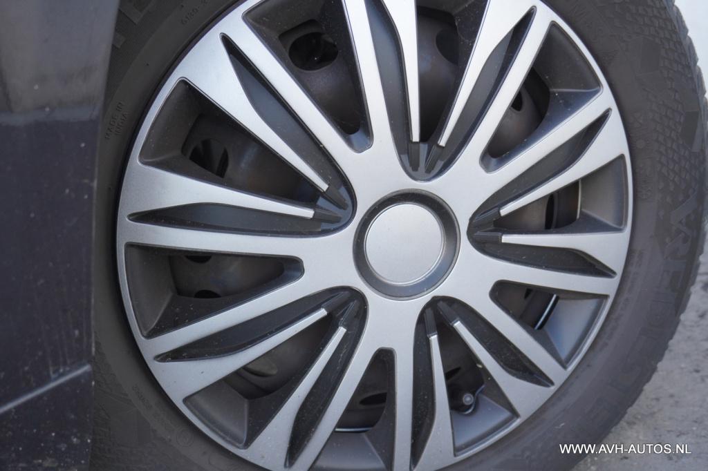 Ford KA 1.2 cool&sound