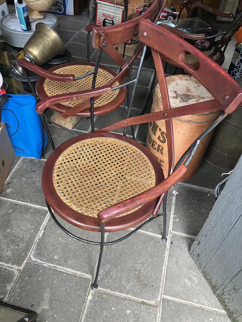 4 Crossback stoelen
