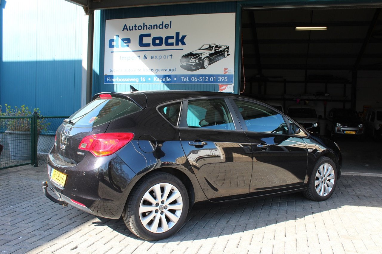 Opel Astra 1.4 Turbo Edition