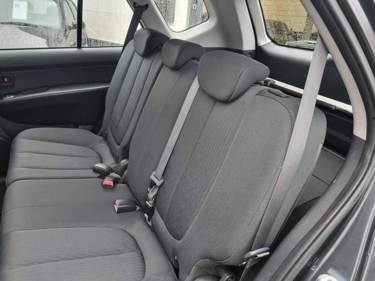 Kia Carens 2.0 CVVT X-tra | Hoge instap | 150.556 KM!