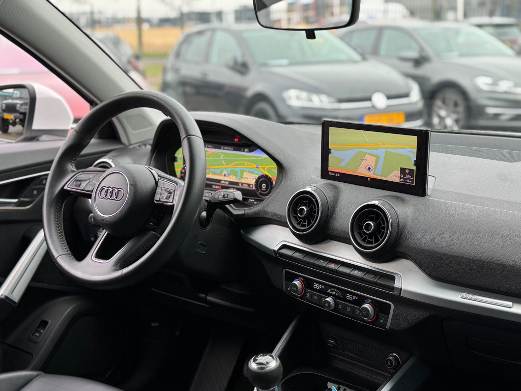 Audi Q2 30 tfsi s-line * virtual cockpit * carplay * keyless * leder