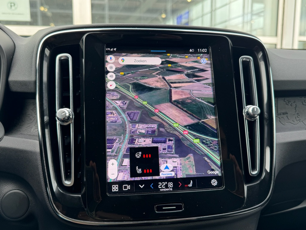 Volvo XC40 recharge plus 70kwh| trekhaak | stuur+stoel.verw| warmtepomp